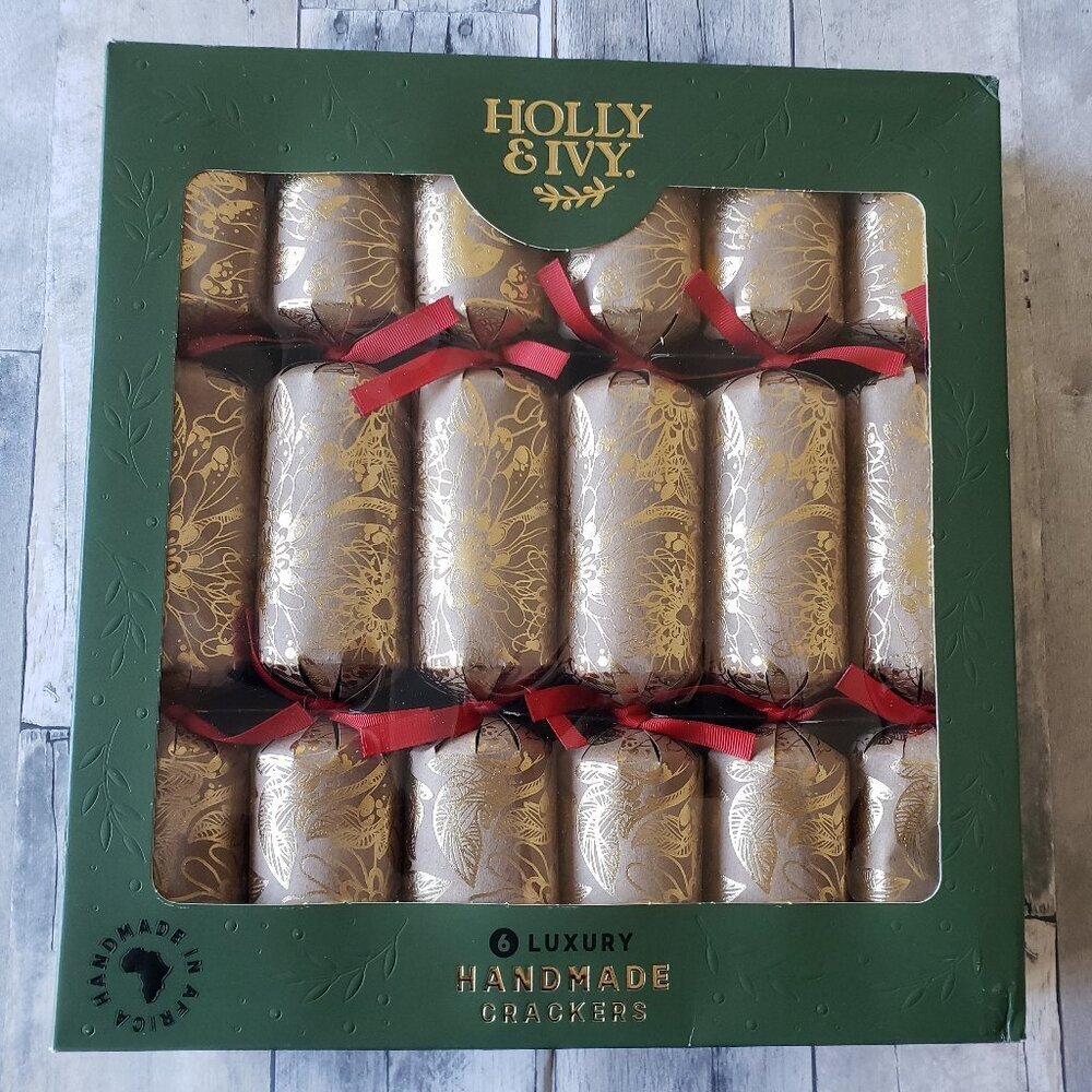 NWT - Holly and Ivy 6 Luxury Handmade Crackers Brown And Gold Floral